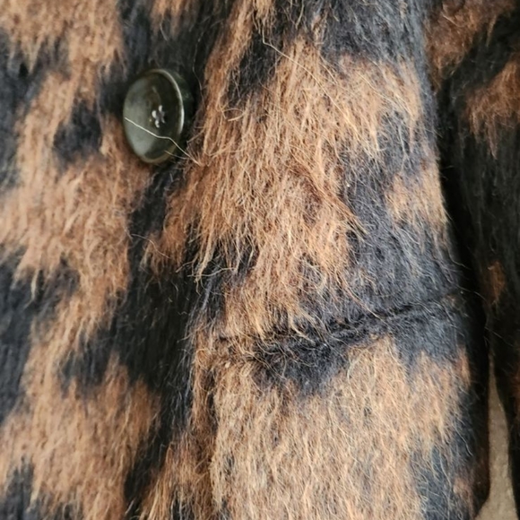 Vintage MaxMara Original Alpaca Fur and Virgin Wool Coat - Picture 6 of 10